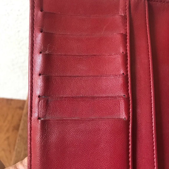 SOLD!!!Trifold wallet in red - Picture 5 of 8